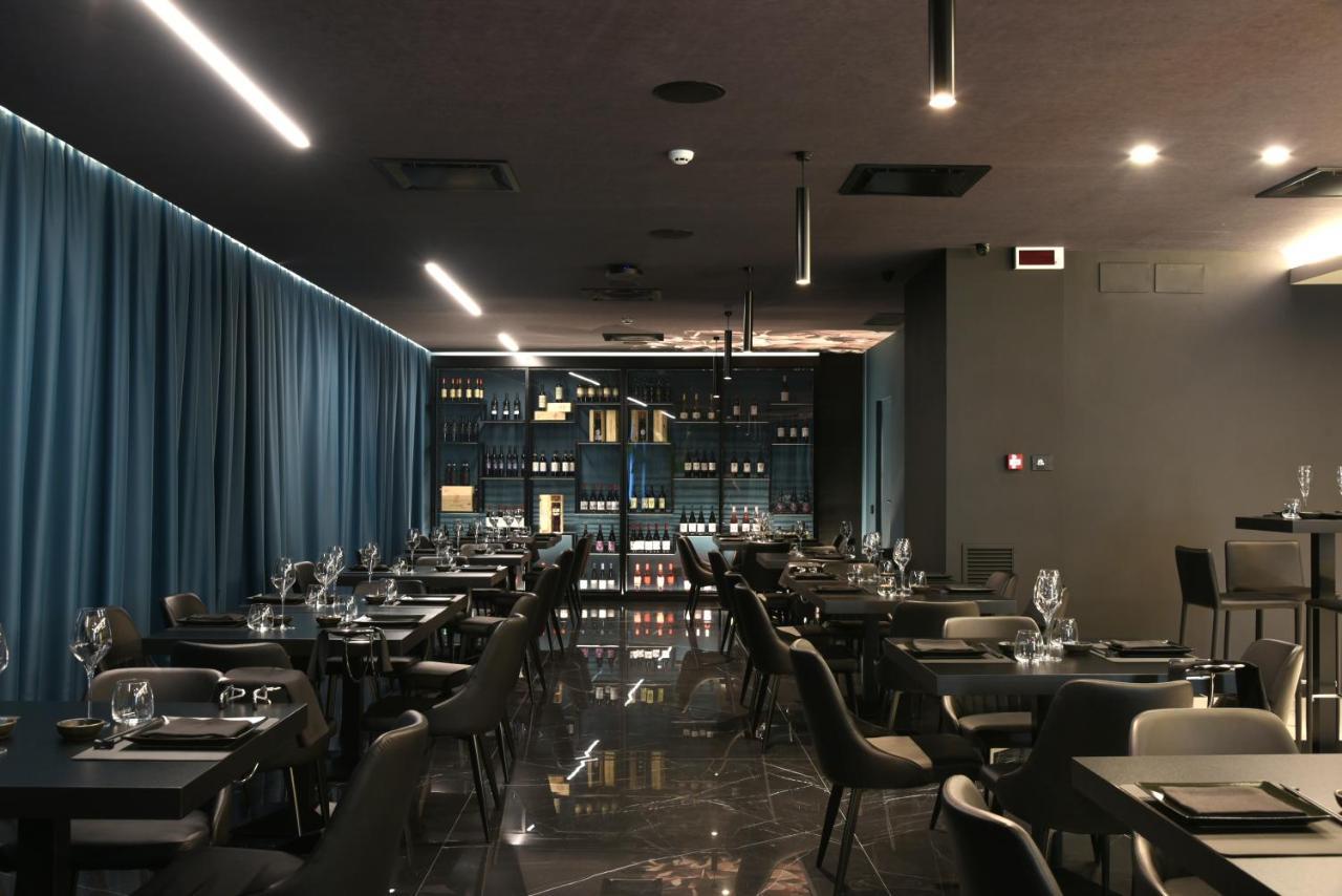 Demsi Palace & Restaurant Hotel